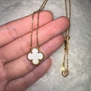 Brand new natural mother of pearl necklace